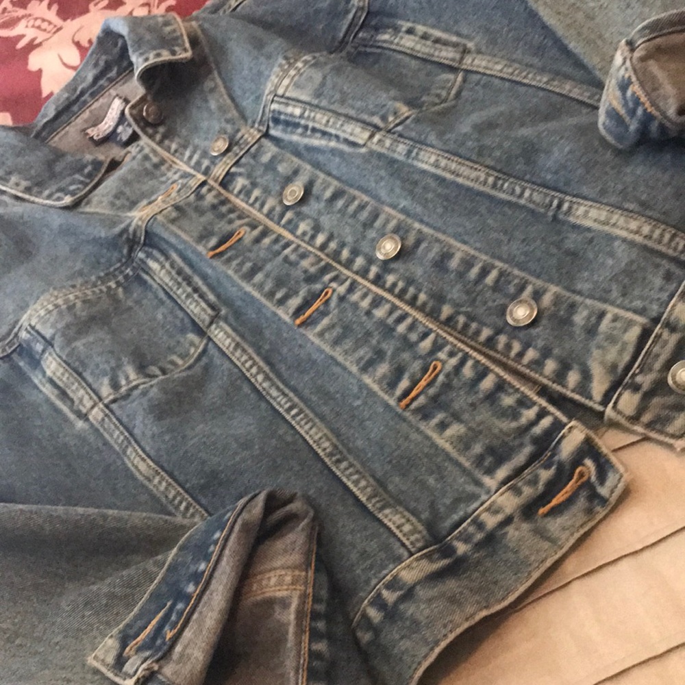 Jean jacket - Picture 3 of 3